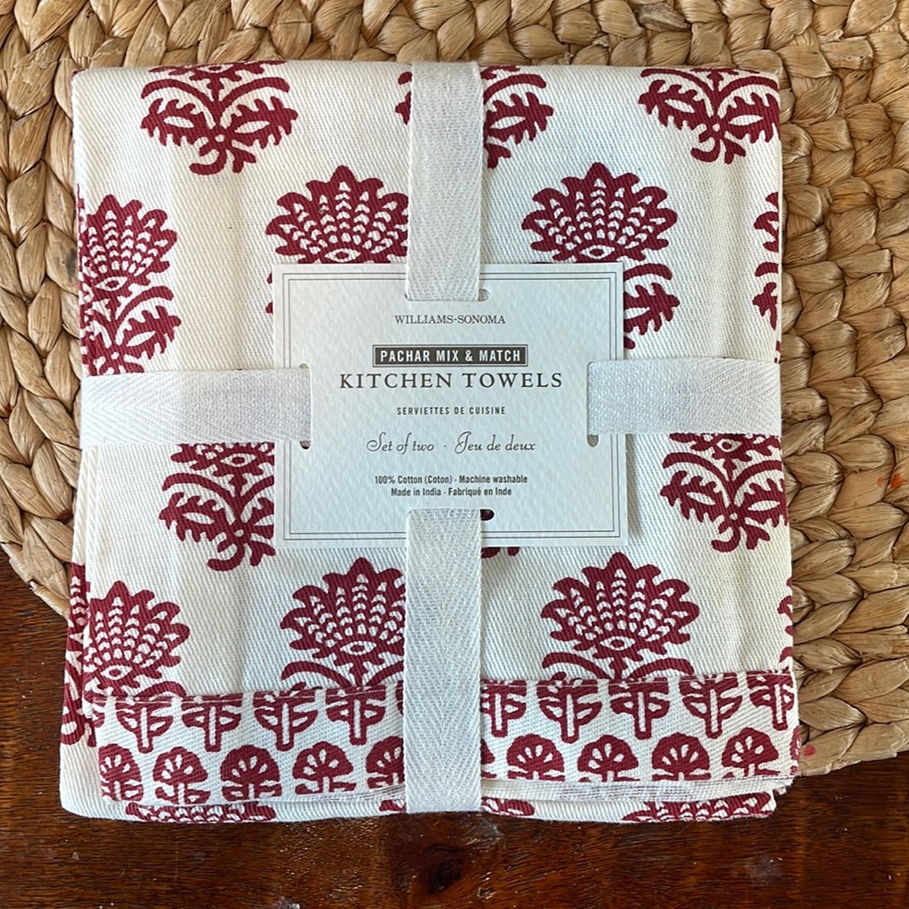NWT William Sonoma red and white kitchen towels